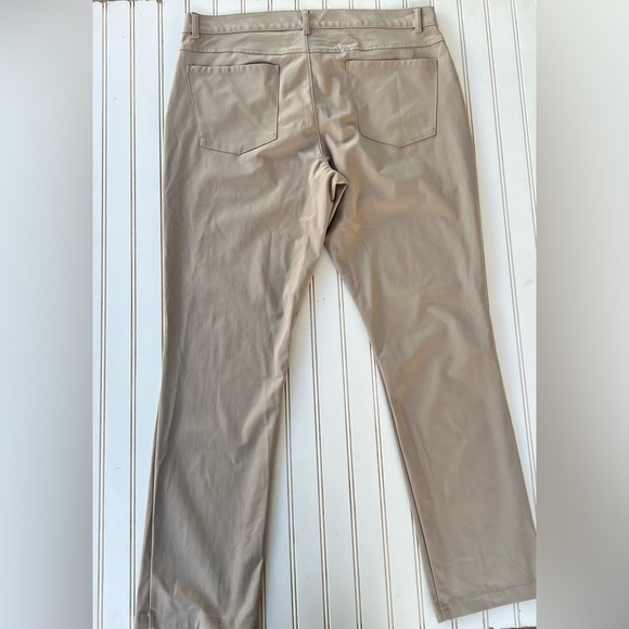 Old Navy 36x32 Go dry pants - Picture 2 of 5